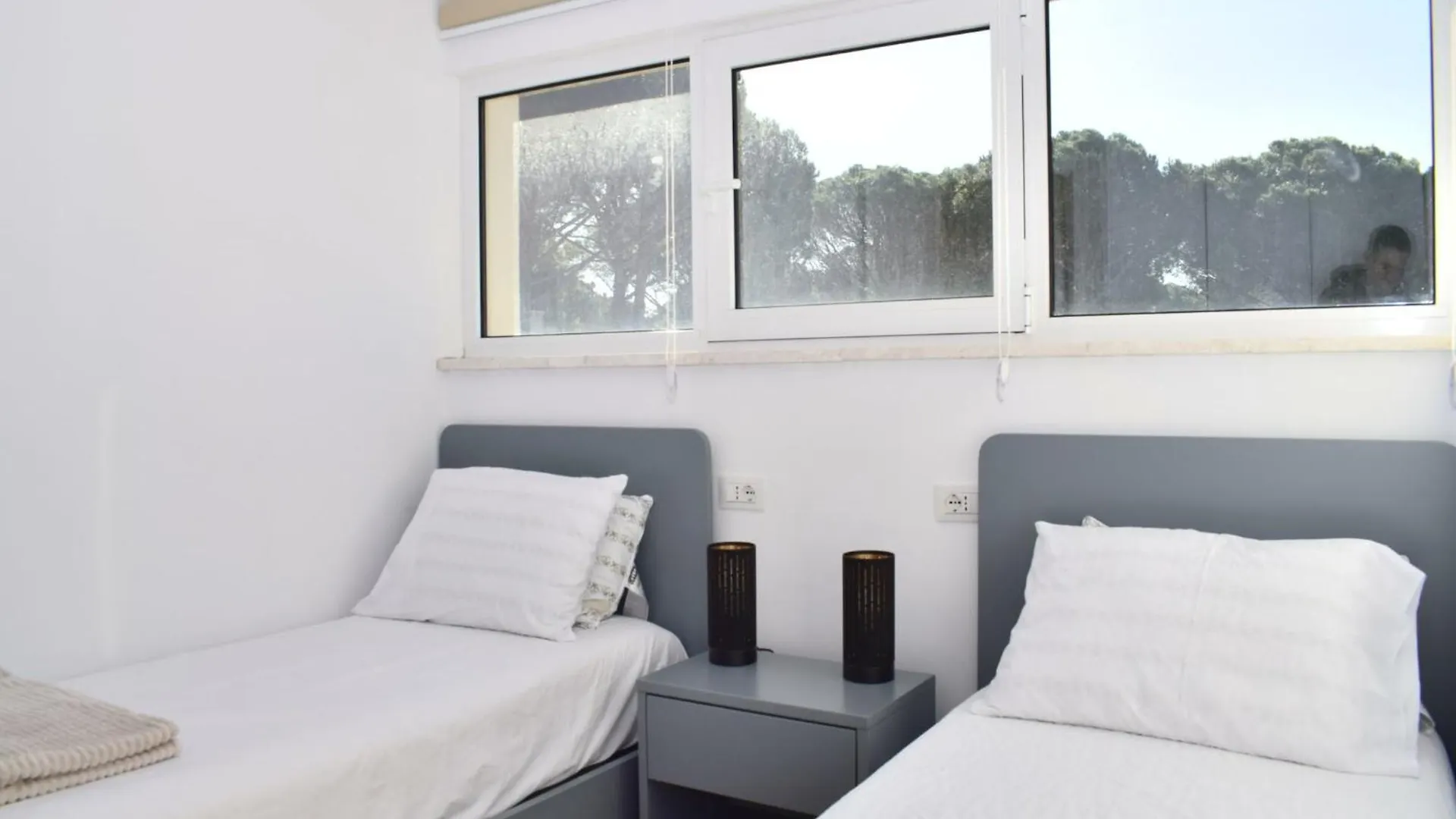 アパート Peaceful Beachside Stay In Secure Resort Plazhi San Pietro アルバニア
