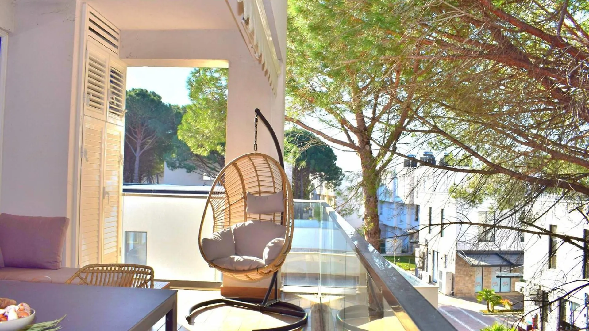 Peaceful Beachside Stay In Secure Resort Plazhi San Pietro